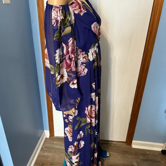 Women’s Blue Cold-Shoulder Maxi / Formal / Party / Prom Dress, Size M, NWT - Picture 5 of 15